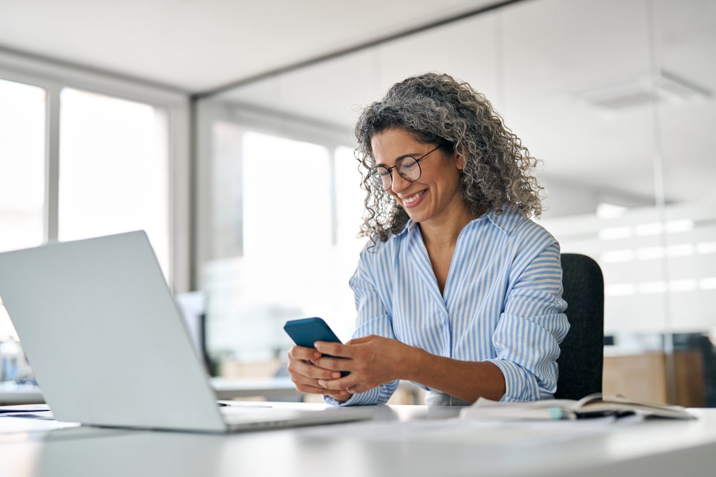 An investor checking their position from home